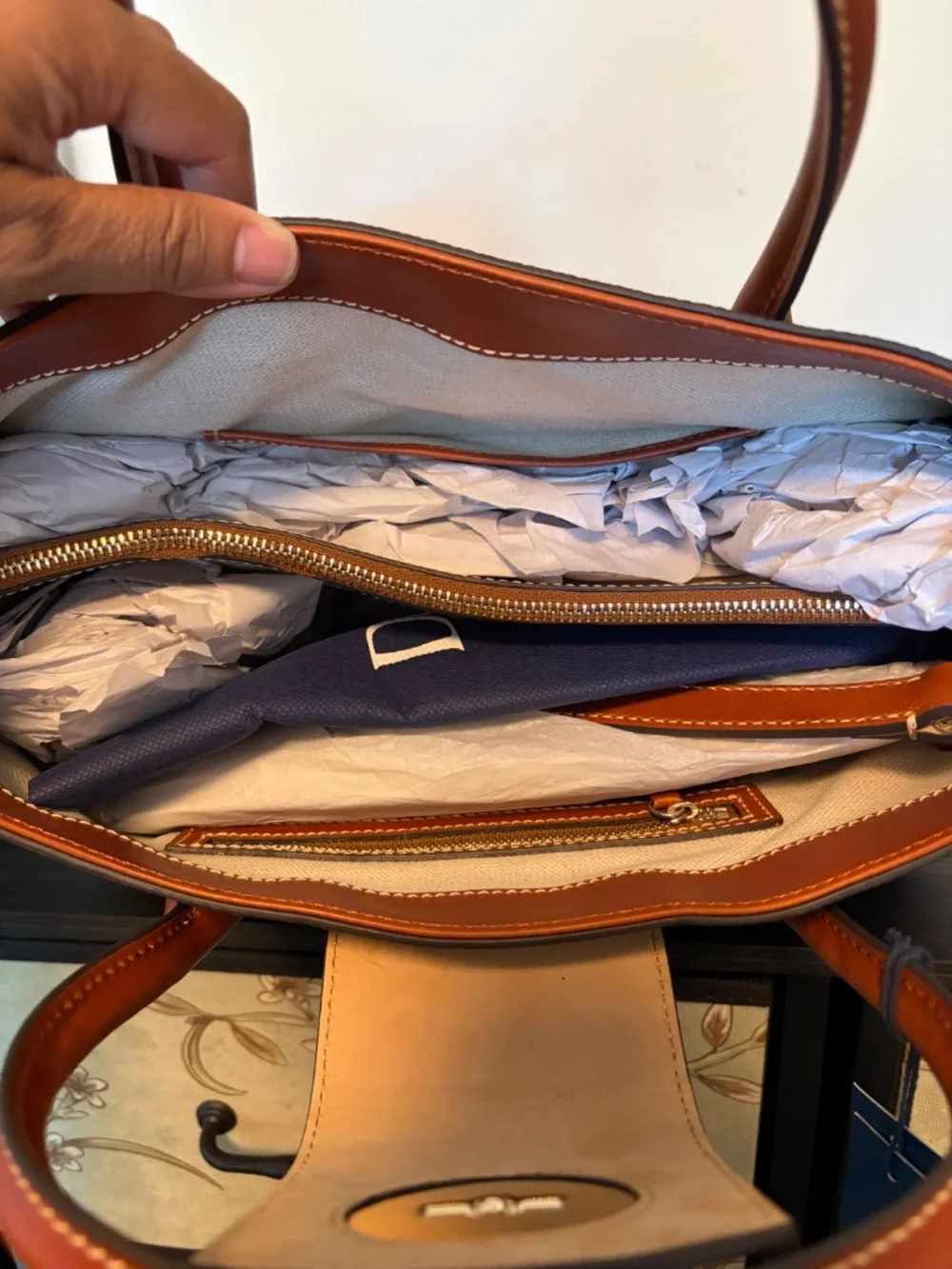 Dooney & Bourke nwt dooney